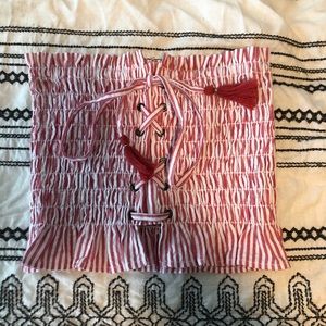 American Eagle crop top